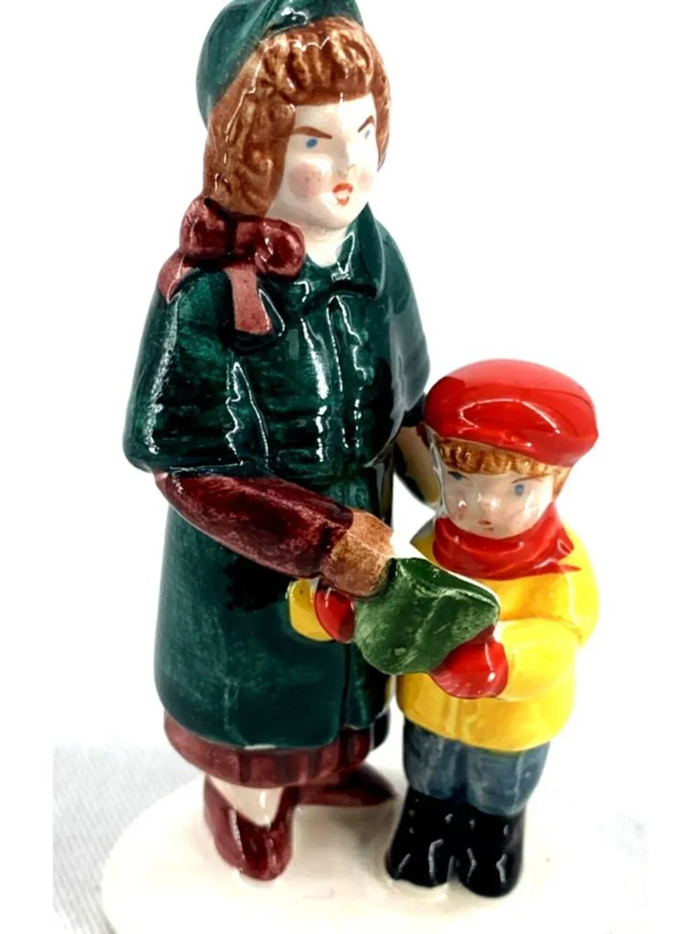 Dept 56 Caroling Family Christmas Snow Village Set of 3 Figures #5105-5 Porcelai